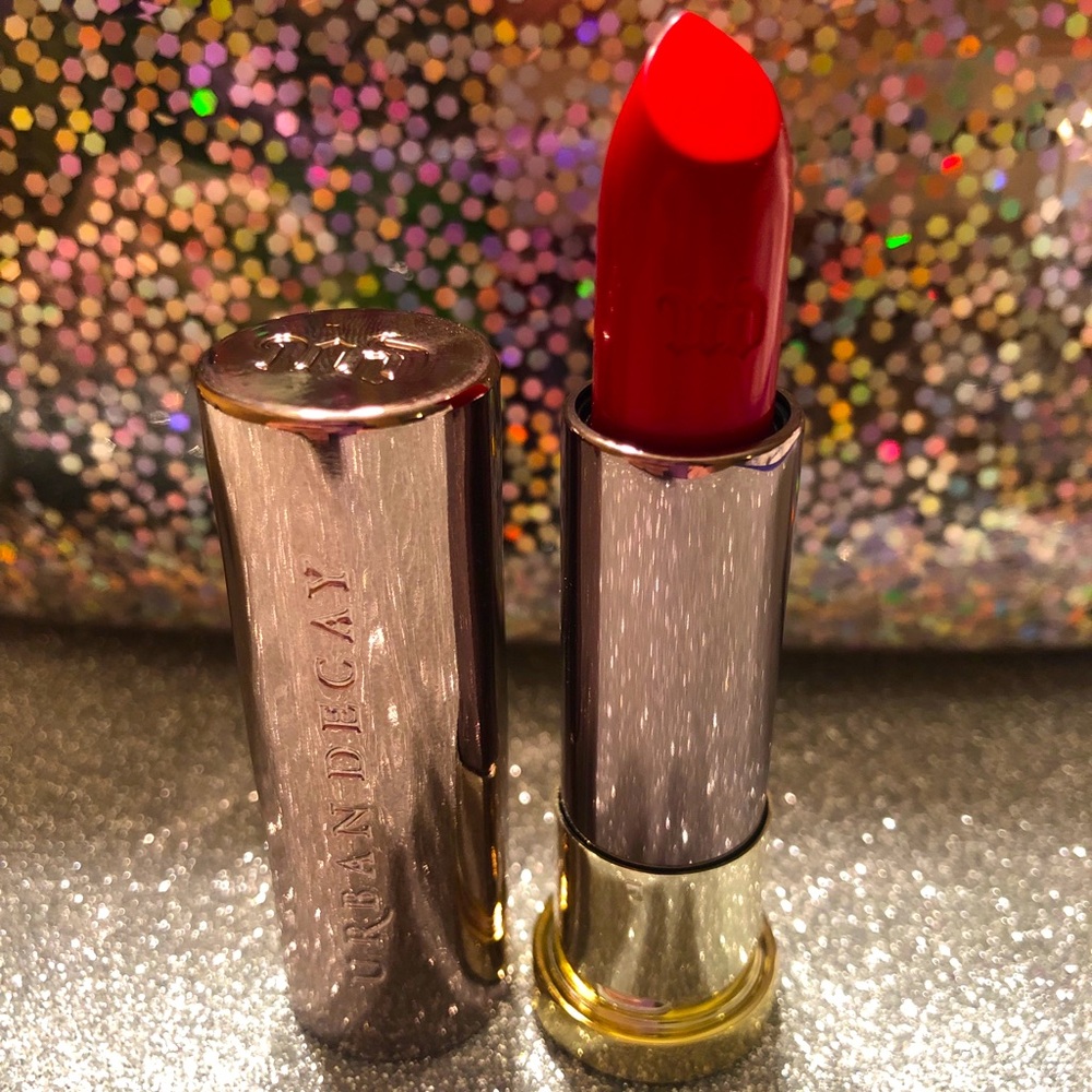BNIB! HTF! Discontinued Urban Decay Vice Lipstick 💄 in 714